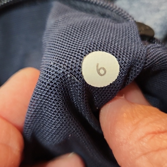 Lululemon Forme Jacket in Slub Denim Inkwell - Picture 6 of 6